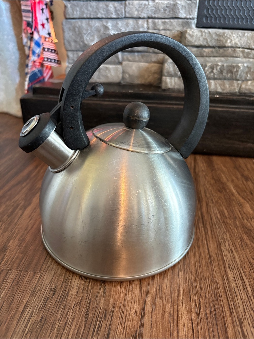 Stainless Steel Whistling Tea Kettle with Black Handle - Home Kitchen